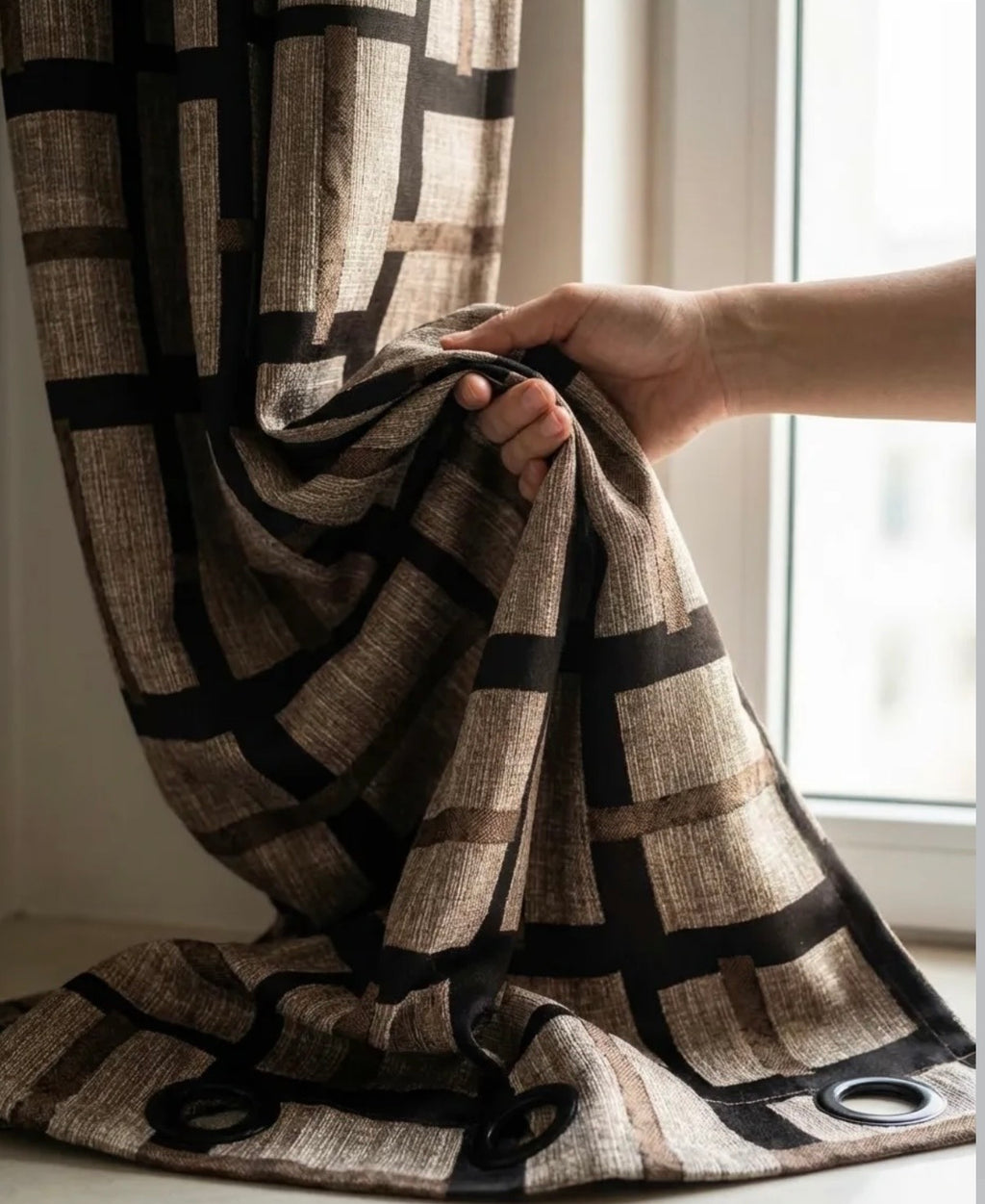 IREZ Signature Collection 
Luxury Jacquard Chenille Drapery Panel